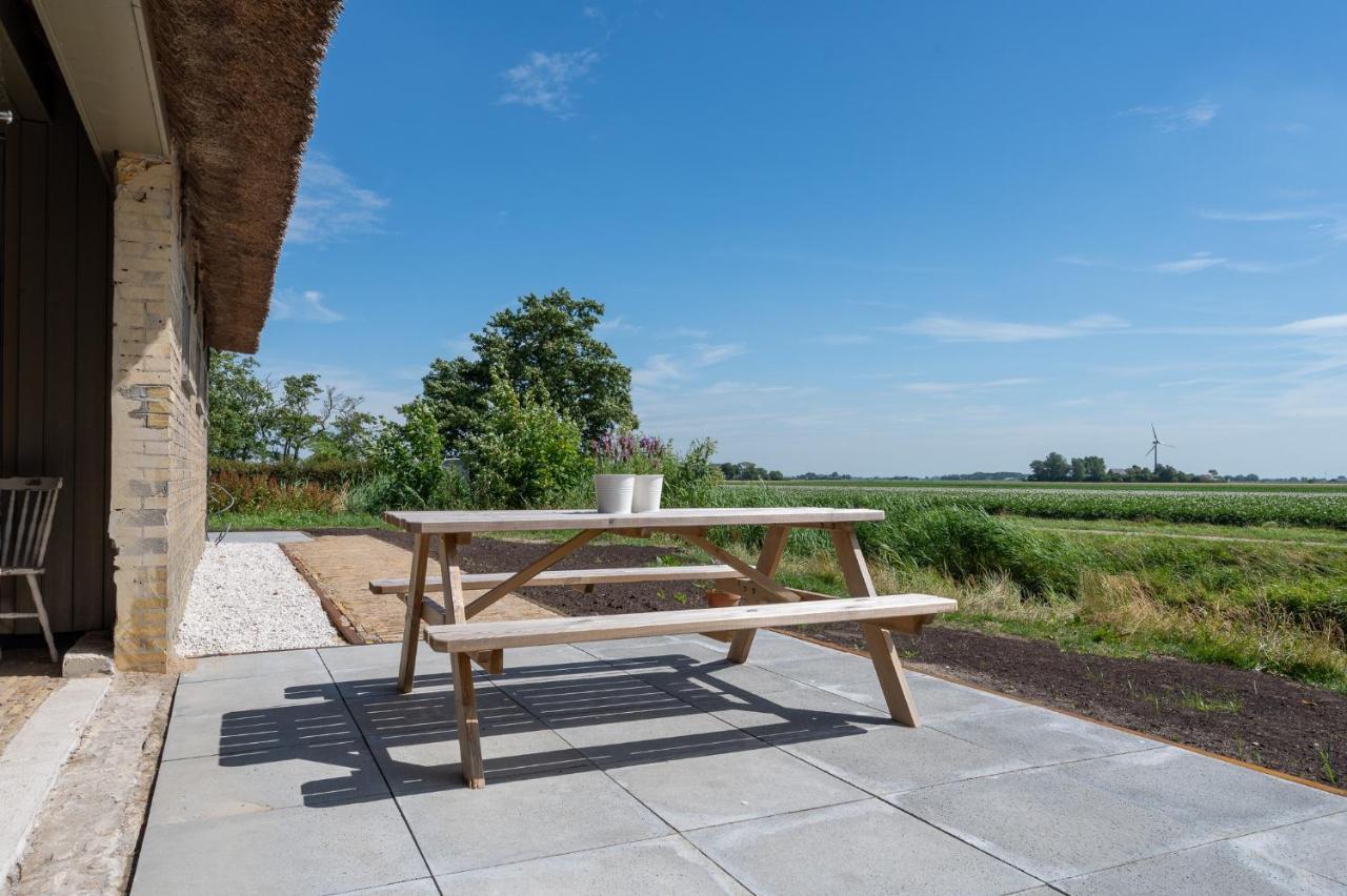 Appartement De Dageraad In Monumentale Boerderij Kimswerd Εξωτερικό φωτογραφία