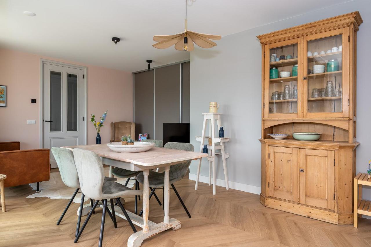 Appartement De Dageraad In Monumentale Boerderij Kimswerd Εξωτερικό φωτογραφία