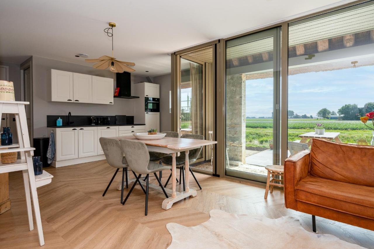 Appartement De Dageraad In Monumentale Boerderij Kimswerd Εξωτερικό φωτογραφία