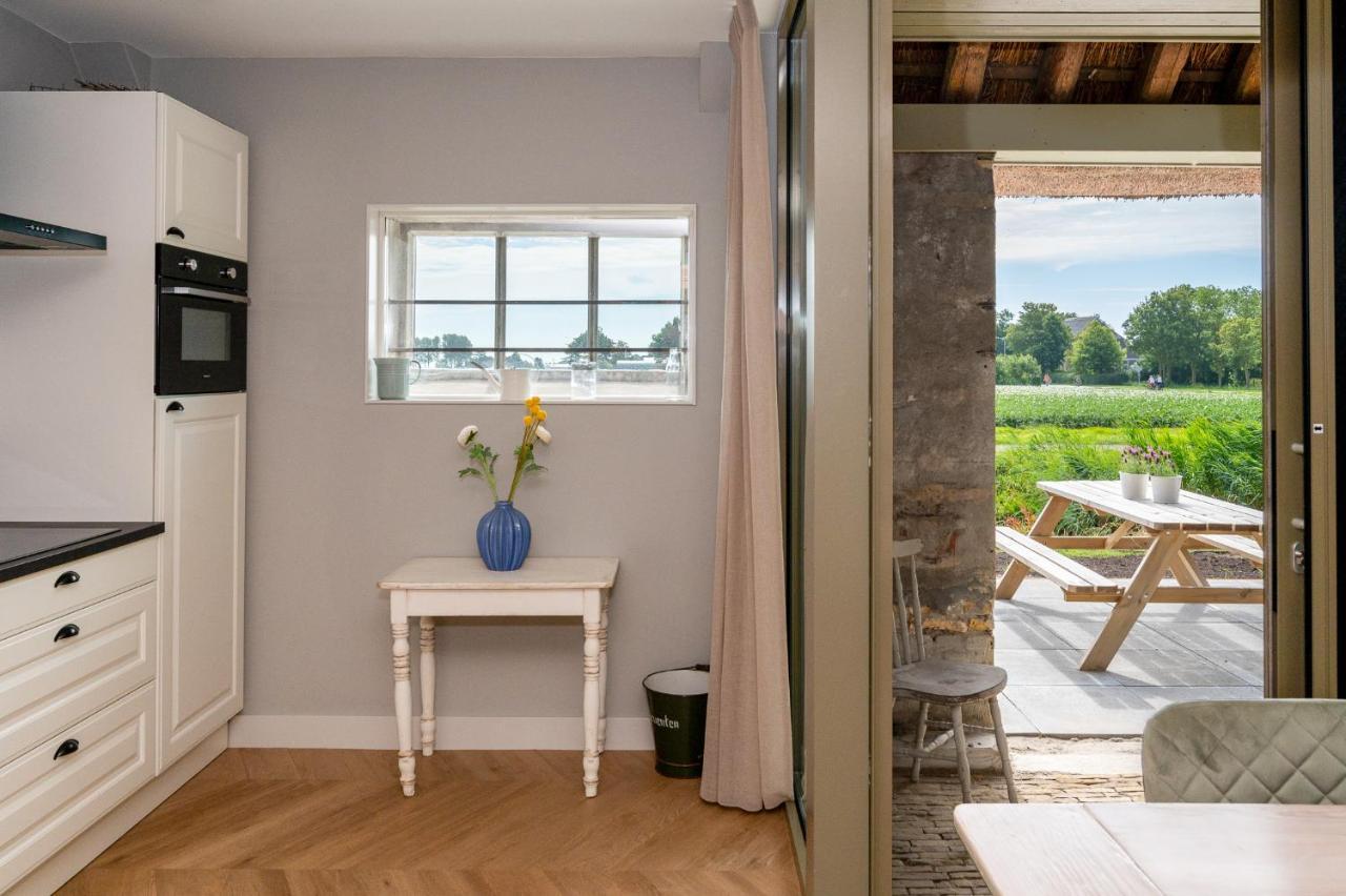 Appartement De Dageraad In Monumentale Boerderij Kimswerd Εξωτερικό φωτογραφία
